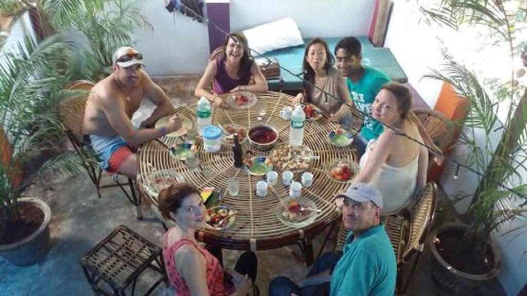 Отель Mk Gardens Surf & Yoga House Варкала Экстерьер фото